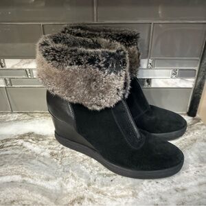 AQUATALIA Black Suede& Leather Faux Fur WedgeAnkle Boot Waterproof Winter 10 zip